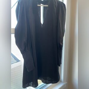 Aqua Black Long Sleeve V-Neck Tunic